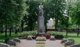 Братская могила 125