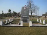 Братская могила 181