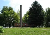 Братская  могила д. Карпиловка 875