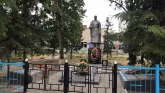 Братская могила 2004