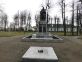 Братская могила 241