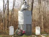 Братская могила 3695